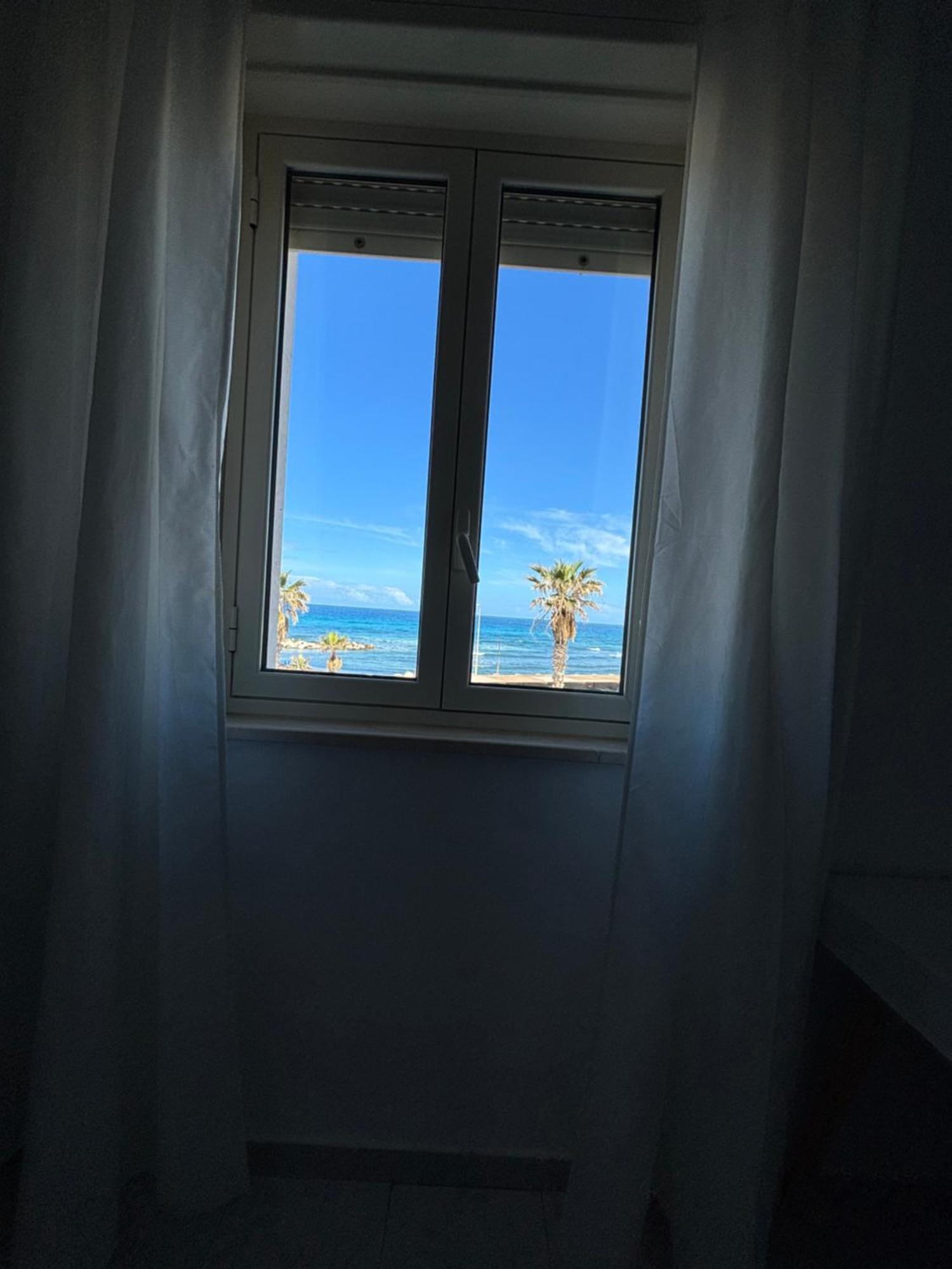 Apartmán Casa Del Grillo, In Centro, A 50M Dal Mare Trapani Exteriér fotografie